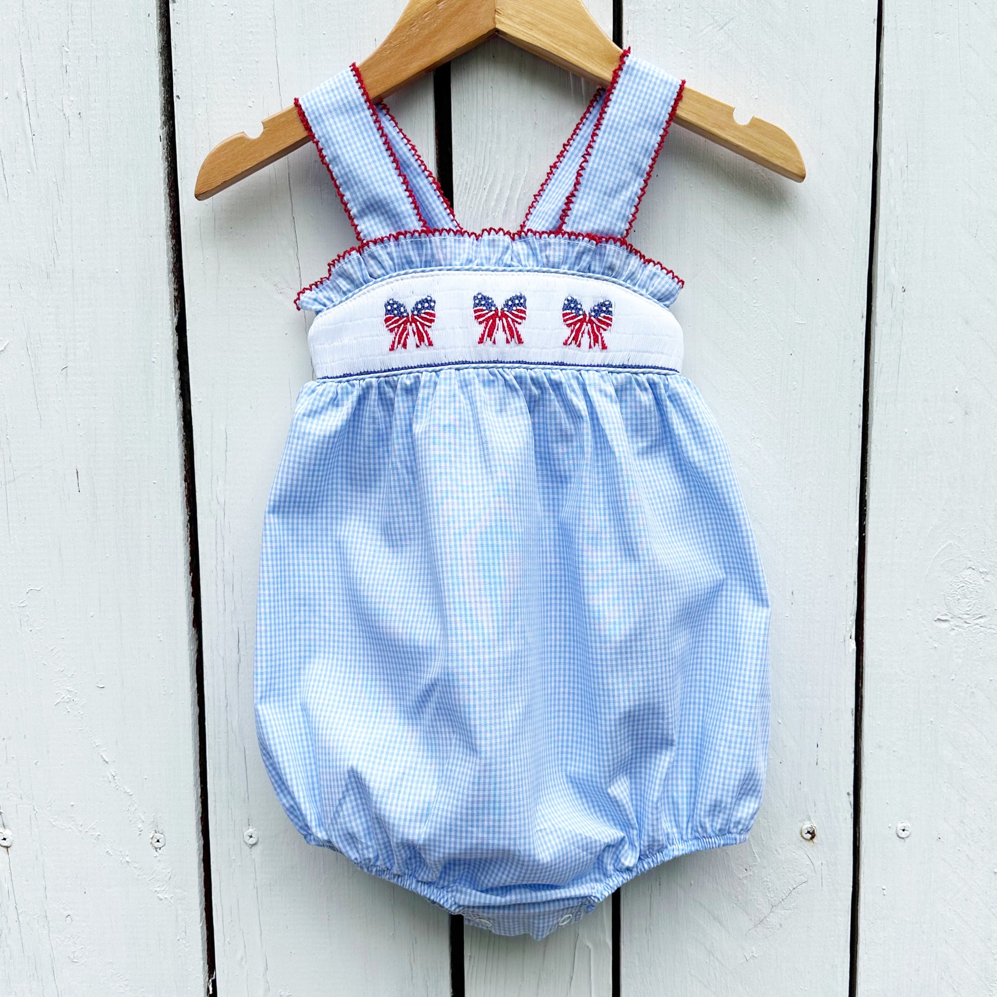 Smocked American Flag Bow Bubble